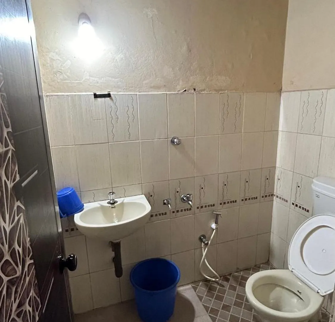 מלון Guruvāyūr Sreelakam Residency 0*,  הודו