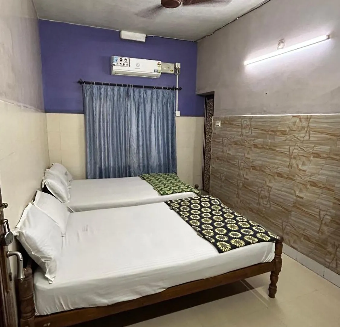 מלון Guruvāyūr Sreelakam Residency