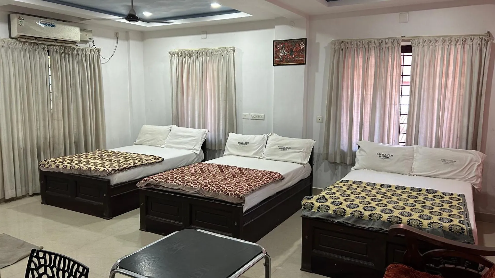 Hotel Sreelakam Residency Guruvāyūr India